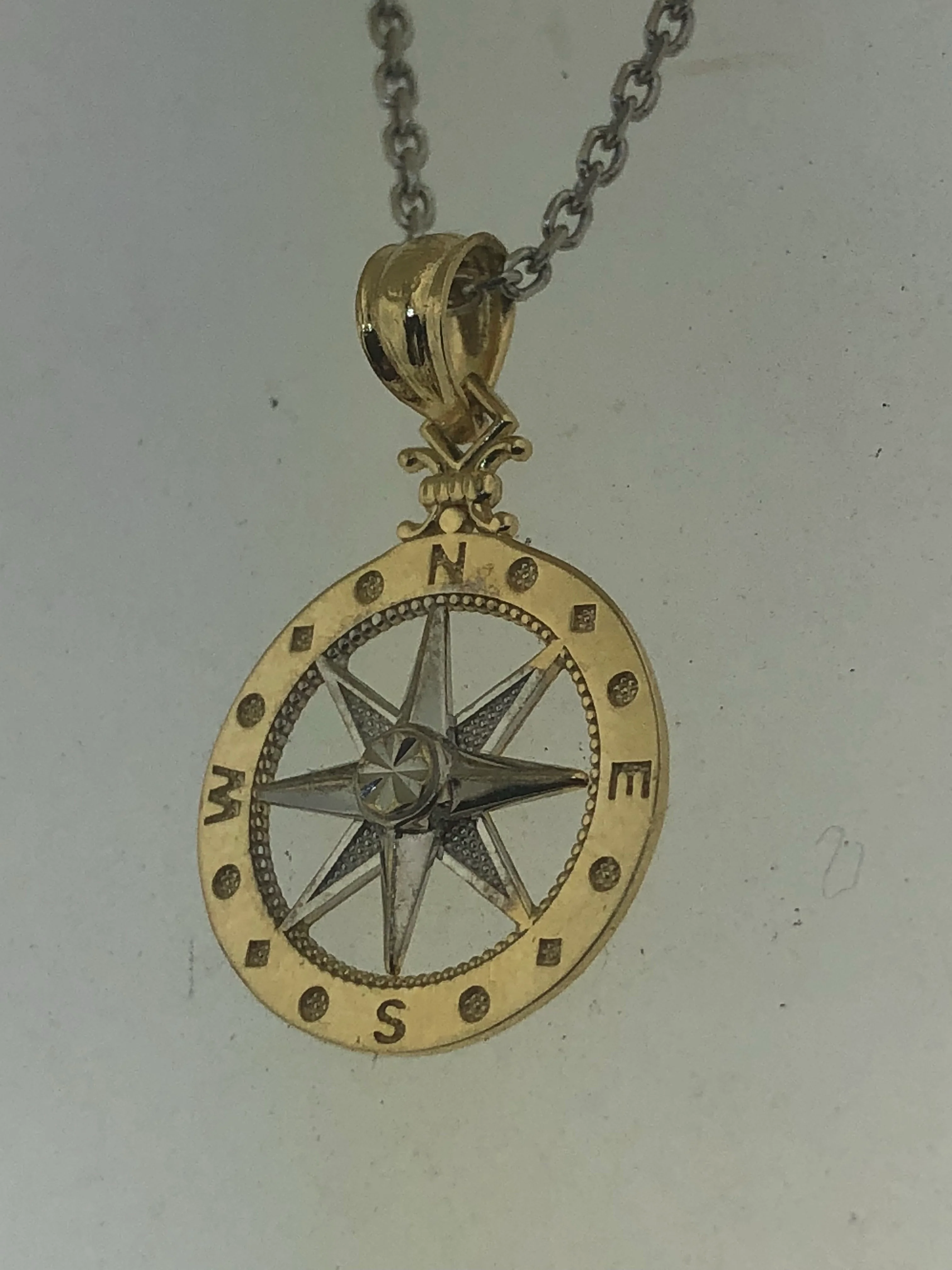 Women's 14kt Yellow Gold Compass Rose Pendant - Image 5