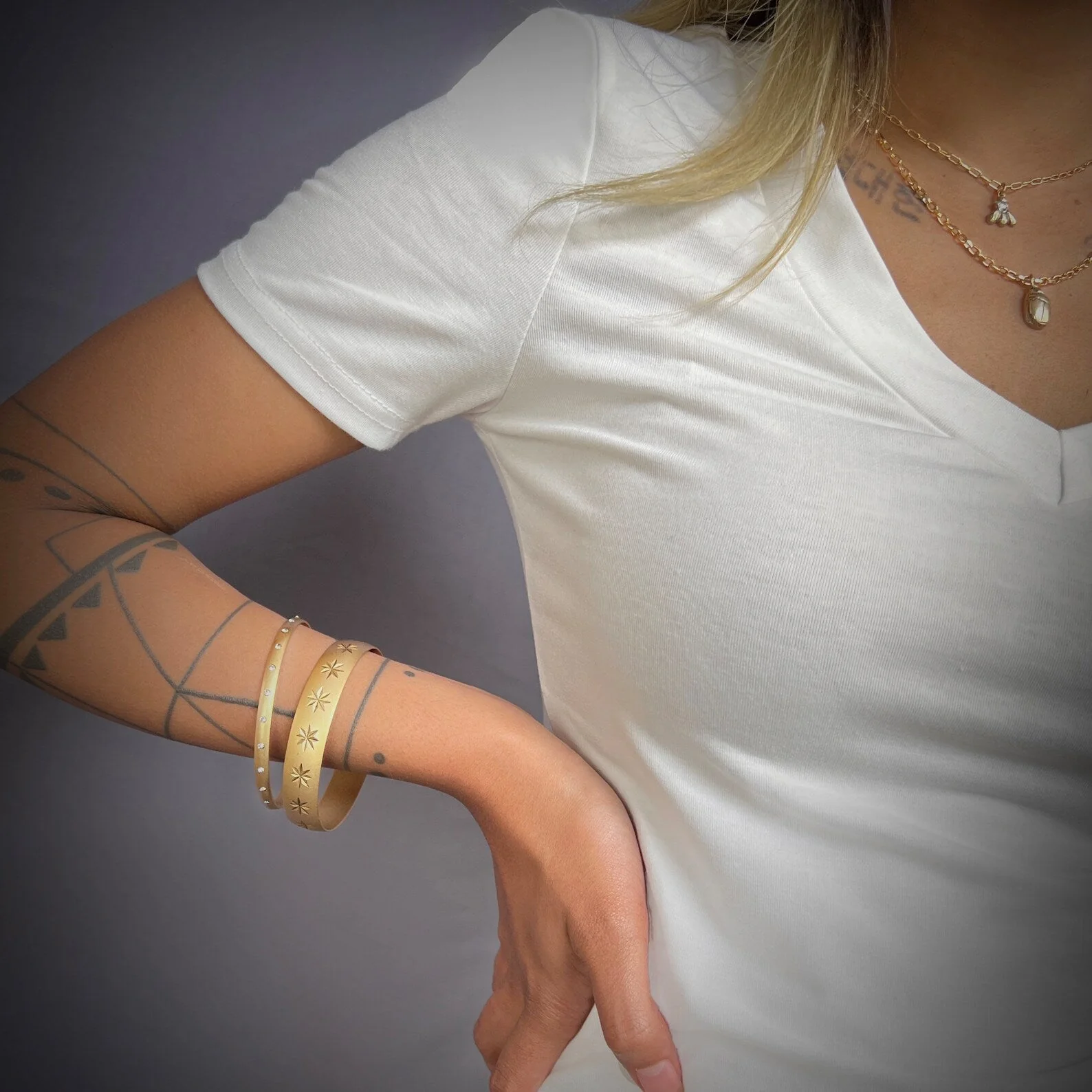 Gold Star Bangle, Large Wide Bracelet, JohnnyGirl Jewelry, B-0003 - Image 4