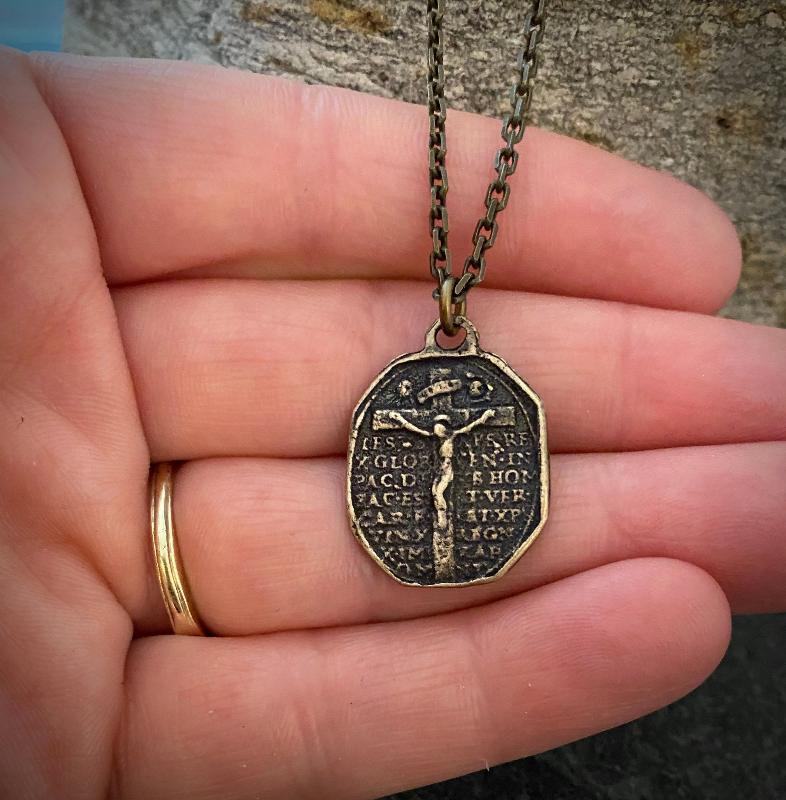 Men's Crucifix Necklace, Mary of 7 Sorrows, Antiqued Brass Bronze Unisex Religious Jewelry, 20 or 24 Inch Chain, BR-027 - Image 3