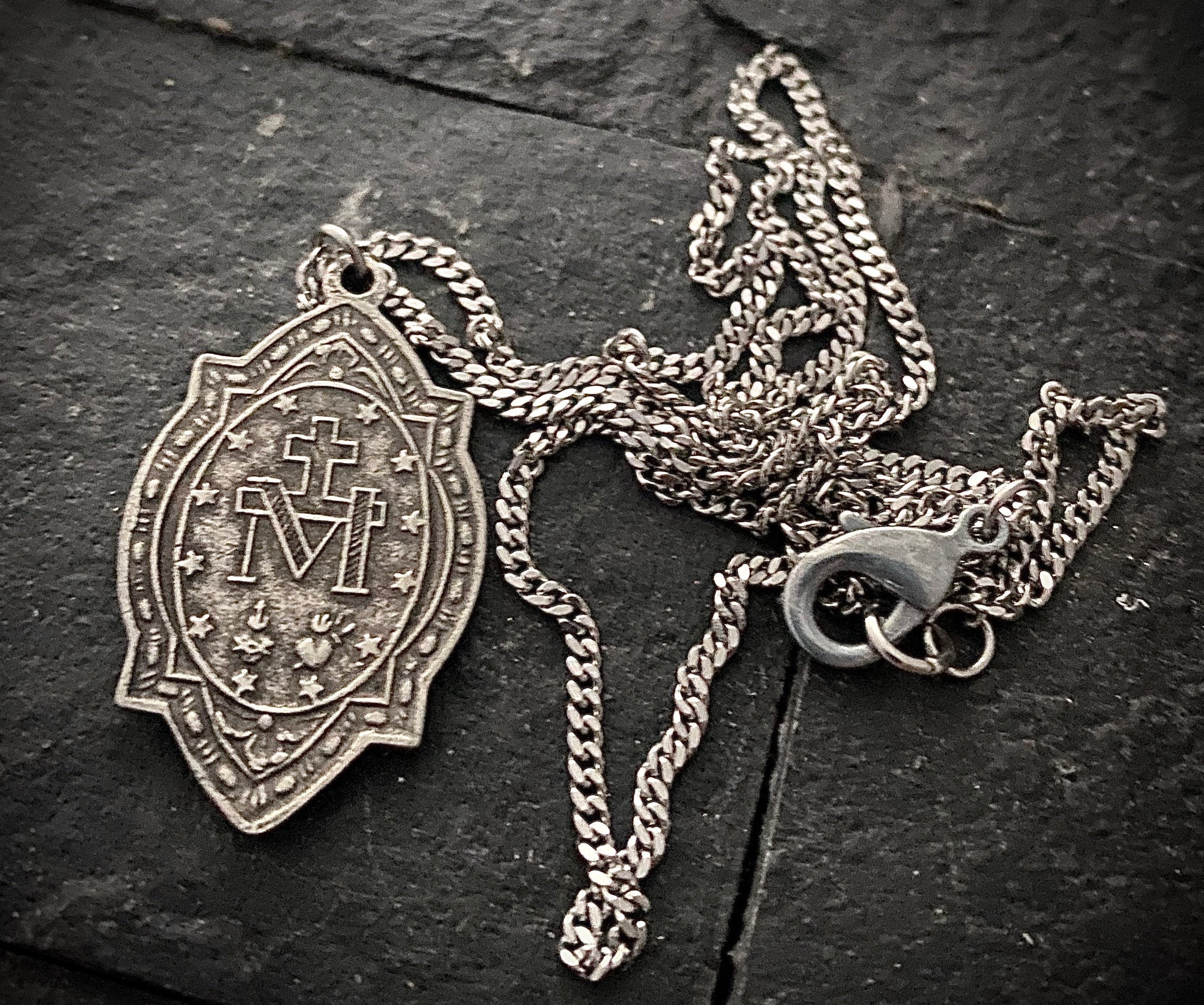 Men's Miraculous Medal featuring a depiction of the Blessed Mother, Steel chain necklace, 20 or 24 inches, ST-009 - Image 3