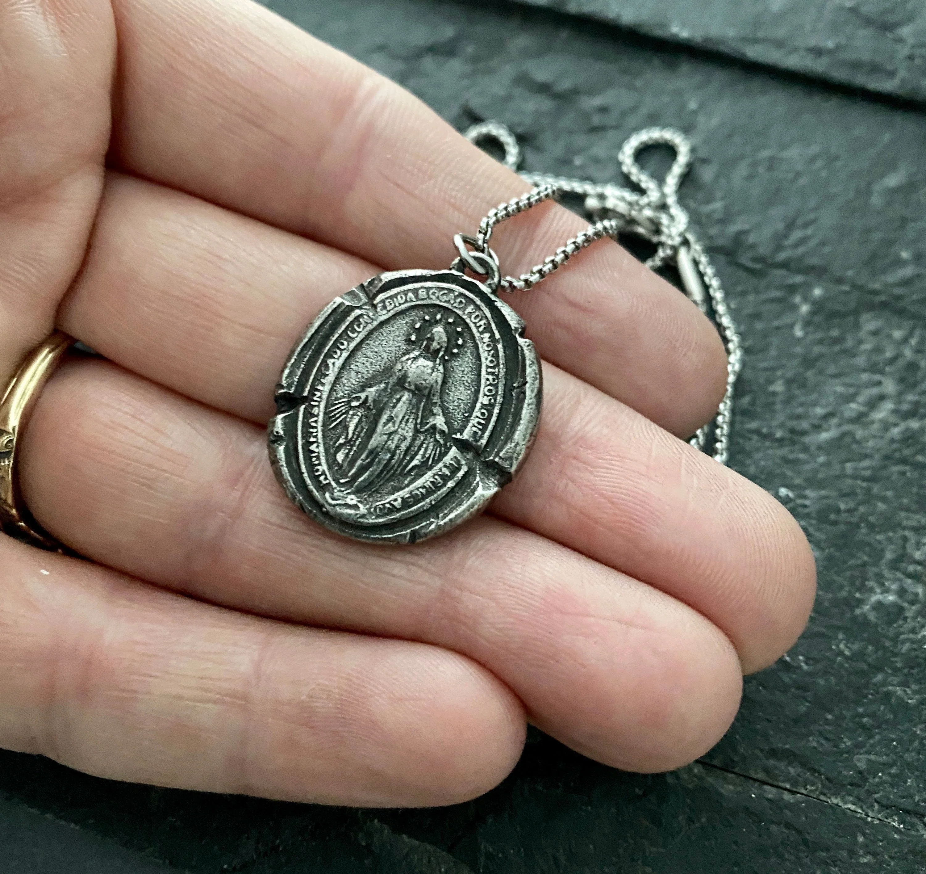 Men's Necklace with Mary Wax Seal Medal, Miraculous Medal, Unisex necklace, Catholic Jewelry, ST-026 - Image 2