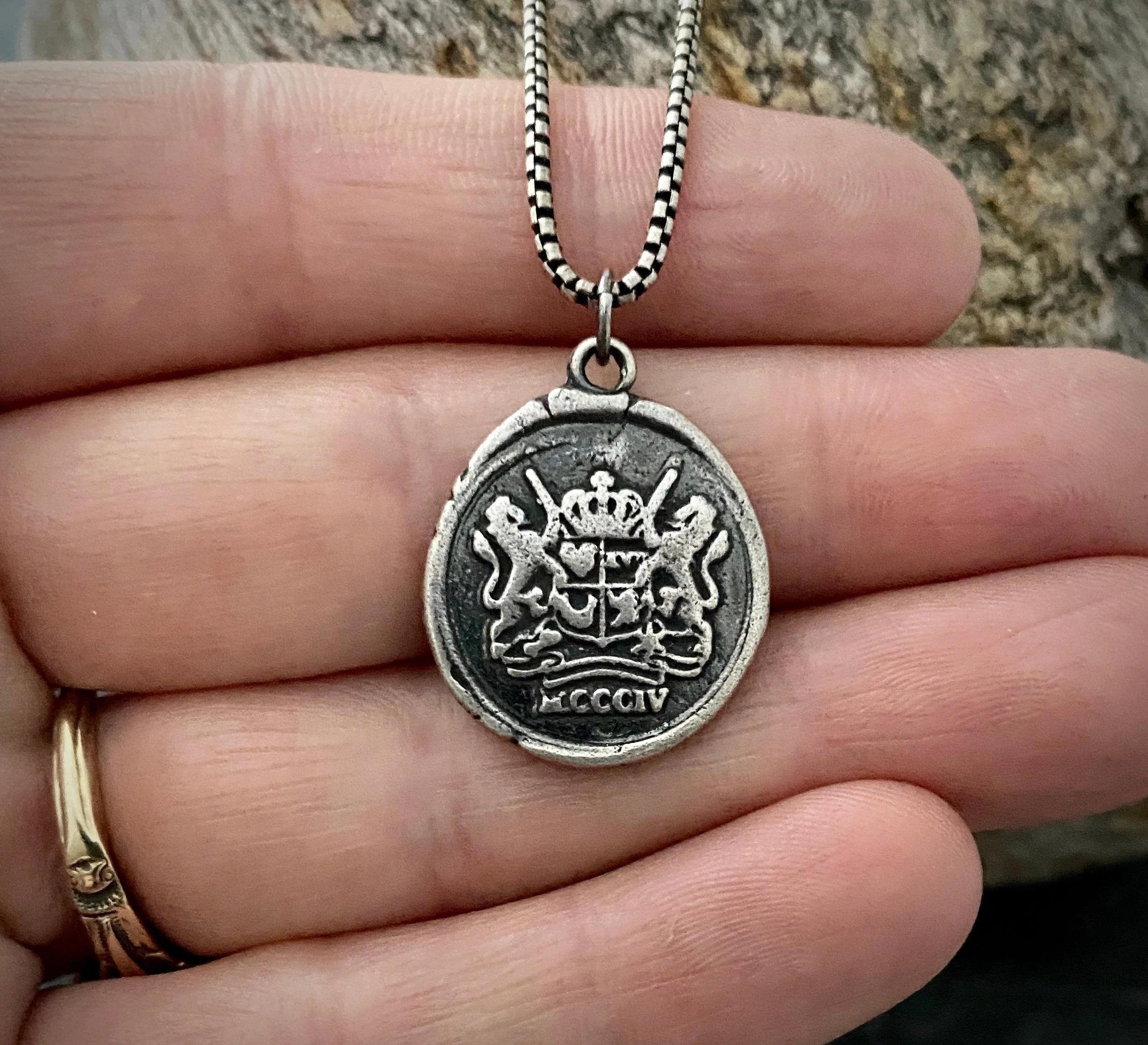Sterling Silver Men's Necklace featuring a Heraldry Crest Seal, Unisex, SS-004 - Image 3
