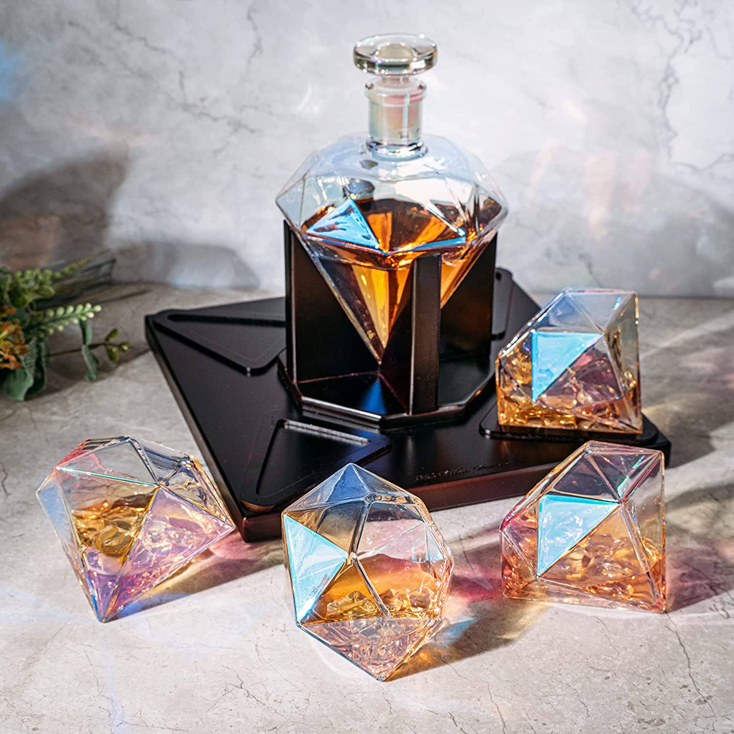 The Wine Savant Diamond Whiskey and Wine Decanter, 750ml - Image 6